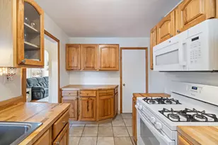 5300 W Foster Ave, Chicago, IL 60630 - Photo 8