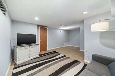 5300 W Foster Avenue, Chicago, IL 60630 - Photo 16