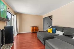 111 Aberdeen Ct, Geneva, IL 60134 - Photo 8