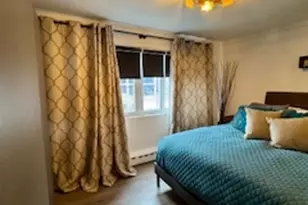 700 W Bittersweet Pl, Chicago, IL 60613 - Photo 4