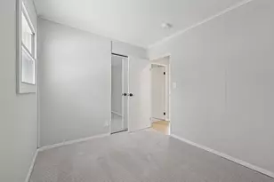 26 E Normandy Dr, Chicago Heights, IL 60411 - Photo 12