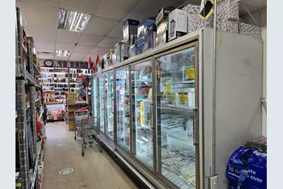 3102 W Devon Avenue, Chicago, IL 60659 - Photo 8