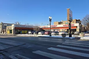 3102 W Devon Ave, Chicago, IL 60659 - Photo 1