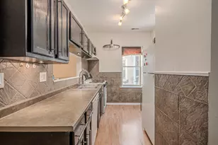 7037 S Crandon Ave, Chicago, IL 60649 - Photo 8