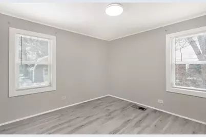 319 Indianwood Boulevard, Park Forest, IL 60466 - Photo 12