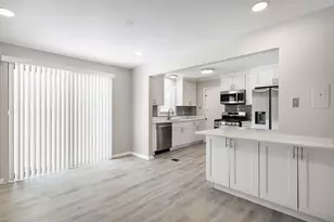 319 Indianwood Blvd, Park Forest, IL 60466 - Photo 8