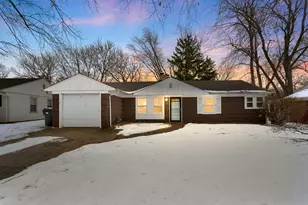 319 Indianwood Blvd, Park Forest, IL 60466 - Photo 2
