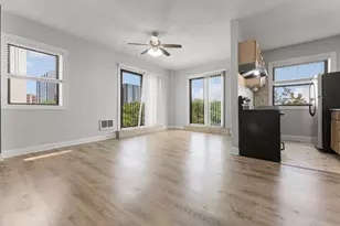 4520 N Clarendon Ave, Chicago, IL 60640 - Photo 2