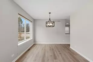 2607 Lexington Ln, Naperville, IL 60540 - Photo 6