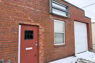 613 Jefferson St, Ottawa, IL 61350 - Photo 1