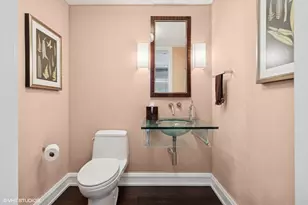 180 E Pearson St, Chicago, IL 60611 - Photo 20