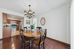 1105 Longford Rd, Bartlett, IL 60103 - Photo 6