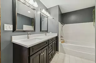 1105 Longford Rd, Bartlett, IL 60103 - Photo 14