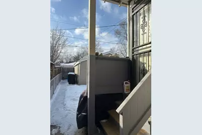 10542 S Eggleston Avenue, Chicago, IL 60628 - Photo 4