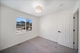 4481 W Tucker Ln, Waukegan, IL 60085 - Photo 24