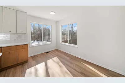 4481 W Tucker Lane, Waukegan, IL 60085 - Photo 10