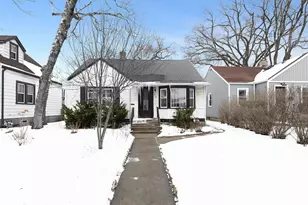 1815 Cleveland St, Evanston, IL 60202 - Photo 1