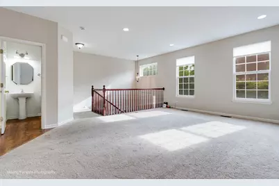 733 Station Boulevard, Aurora, IL 60504 - Photo 16