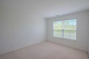 733 Station Blvd, Aurora, IL 60504 - Photo 8