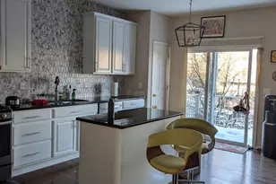 733 Station Blvd, Aurora, IL 60504 - Photo 2