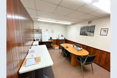 1303 E Circle Drive, Streator, IL 61364 - Photo 16