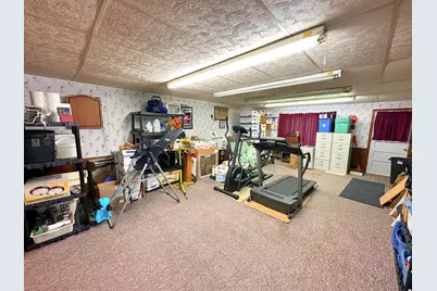 1303 E Circle Drive, Streator, IL 61364 - Photo 18