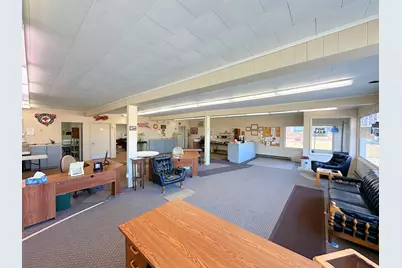 1303 E Circle Drive, Streator, IL 61364 - Photo 8