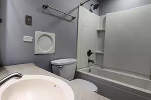 105 Aspen Dr, Schaumburg, IL 60194 - Photo 22