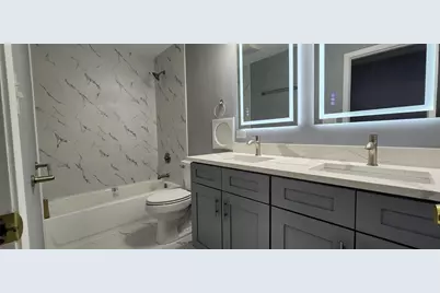 105 Aspen Drive, Schaumburg, IL 60194 - Photo 30