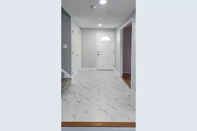 105 Aspen Drive, Schaumburg, IL 60194 - Photo 6