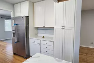 105 Aspen Dr, Schaumburg, IL 60194 - Photo 12