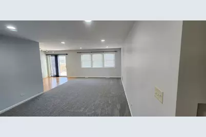 105 Aspen Drive, Schaumburg, IL 60194 - Photo 16