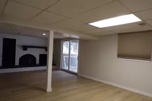 855 Riverside Dr, Dixon, IL 61021 - Photo 14