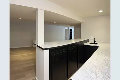 855 Riverside Drive, Dixon, IL 61021 - Photo 10