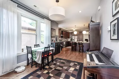 [Address not provided], Chicago, IL 60641 - Photo 4