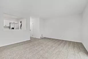 7644 S Cork Ave, Justice, IL 60458 - Photo 2