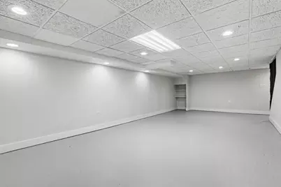 7644 S Cork Avenue, Justice, IL 60458 - Photo 16