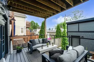 2041 W Cuyler Ave, Chicago, IL 60618 - Photo 28