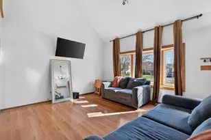 805 Addleman St, Joliet, IL 60431 - Photo 4