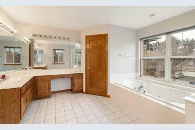 565 Prescott Lane, Gurnee, IL 60031 - Photo 18