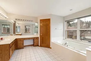 [Address not provided], Gurnee, IL 60031 - Photo 18