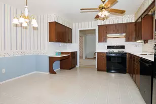 103 Cheltenham Dr, Normal, IL 61761 - Photo 28