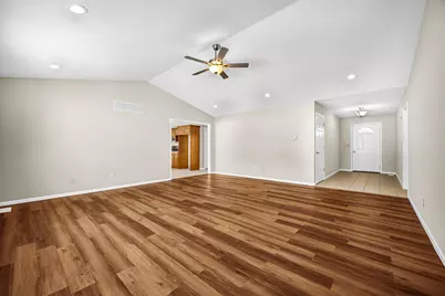 [Address not provided], Potomac, IL 61865 - Photo 4