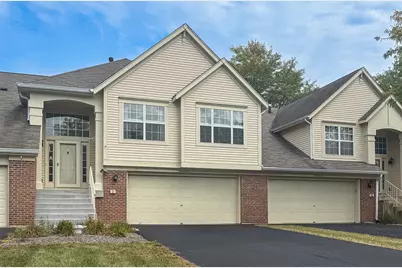 30W015 Juniper Court #30W015, Warrenville, IL 60555 - Photo 2