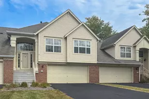 30W015 Juniper Ct, Warrenville, IL 60555 - Photo 1