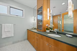 1915 W Henderson St, Chicago, IL 60657 - Photo 10