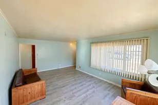 619 W Bluff St, Streator, IL 61364 - Photo 4