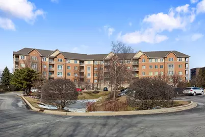 125 N Buffalo Grove Road #104, Buffalo Grove, IL 60089 - Photo 2