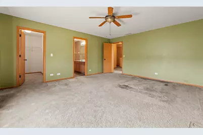 601 W Kristina Lane, Round Lake, IL 60073 - Photo 12