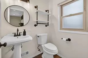 10950 S Homan Ave, Chicago, IL 60655 - Photo 24